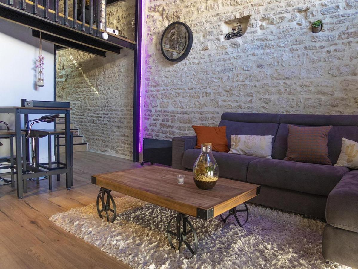 Ferienwohnung Palais Des Reves Niort Exterior foto